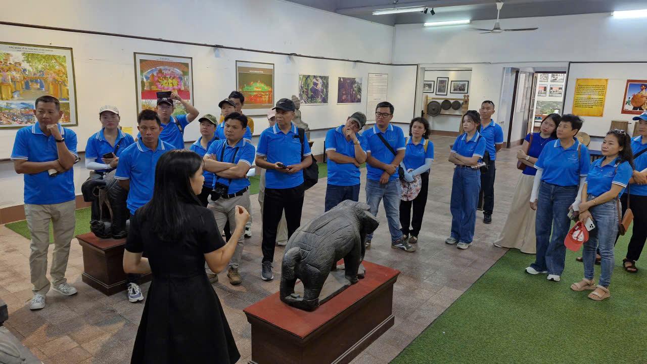 Thủ tục cấp thẻ hướng dẫn viên du lịch quốc tế từ ngày 02/7/2025