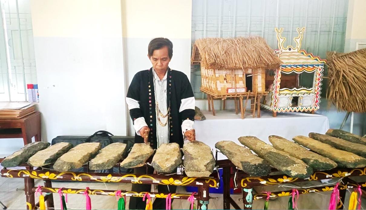 dan-da-khanh-son (4)