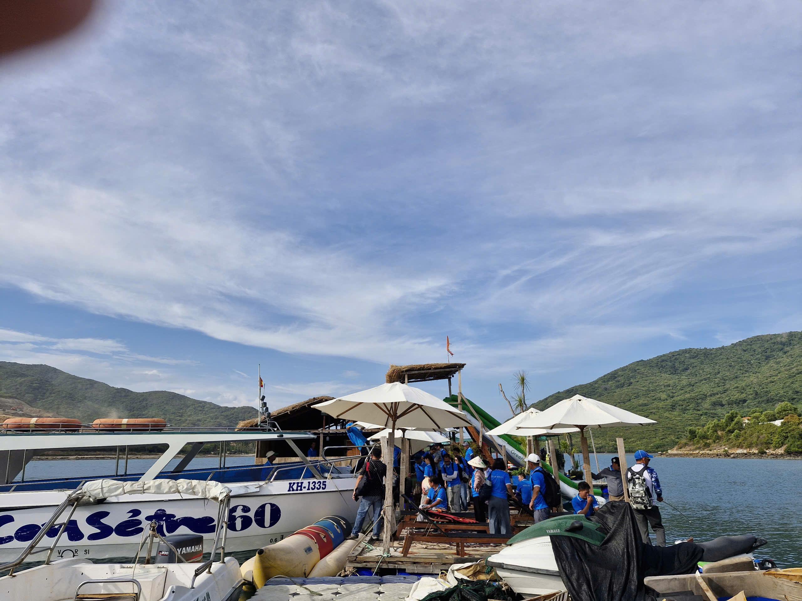 khao-sat-du-lich-cong-dong-bich-dam-tham-quan (2)