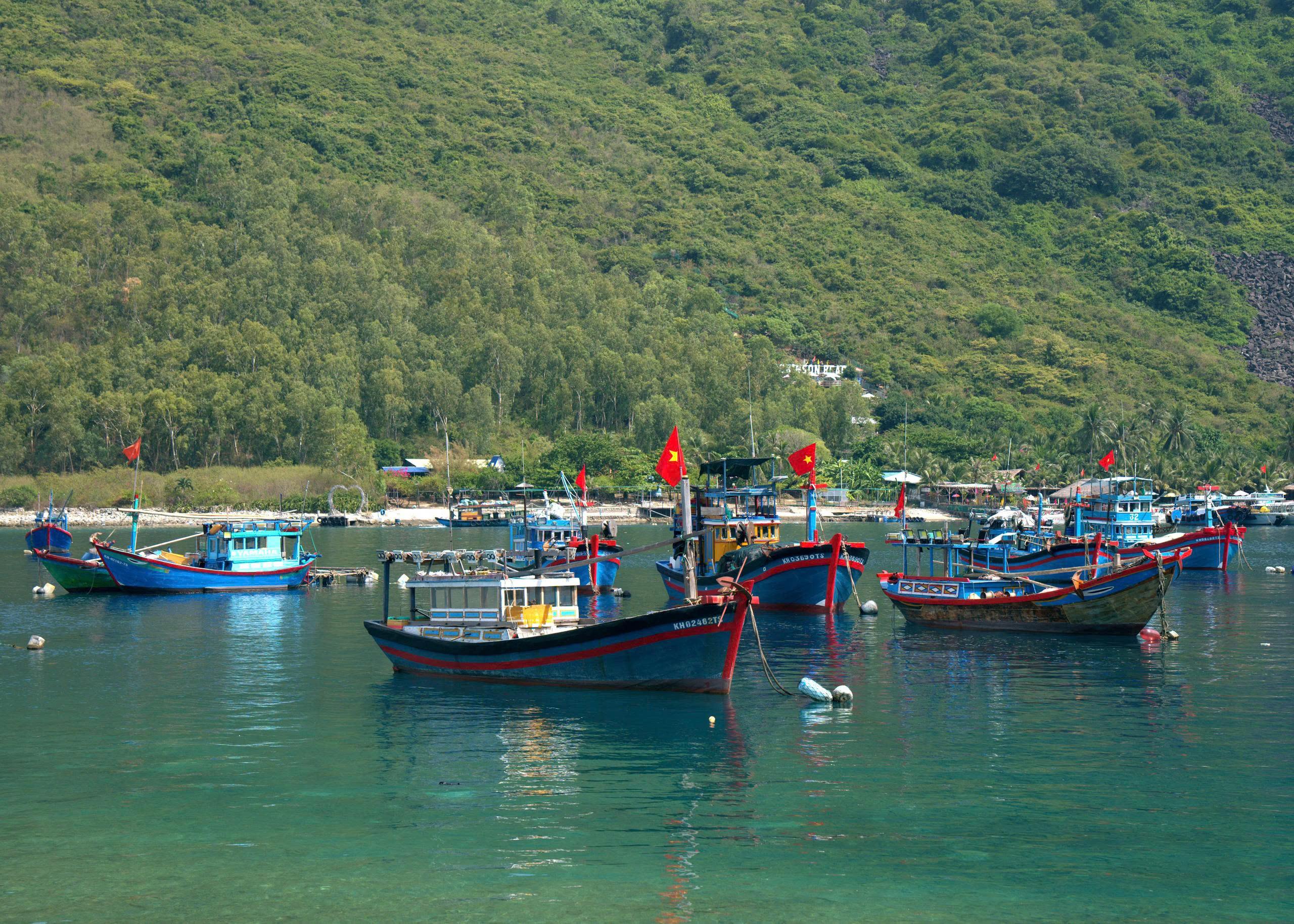 khao-sat-du-lich-cong-dong-bich-dam-tham-quan (5)