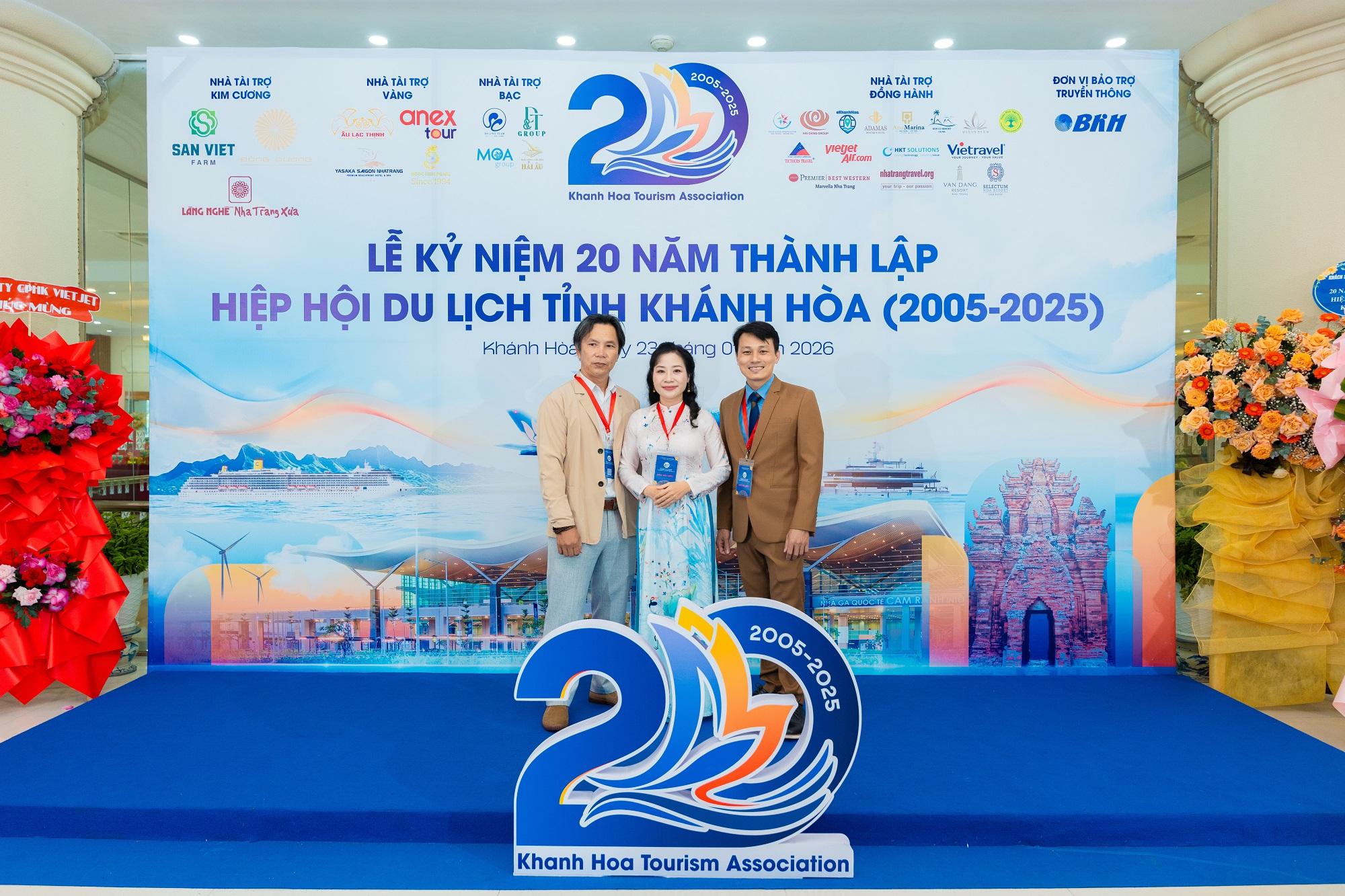 ky-niem-20-nam-hiep-hoi-du-lich-khanh-hoa.jpg