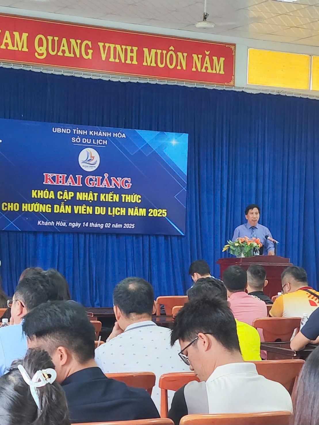 Thông báo Chiêu sinh khoá cập nhật kiến thức cho Hướng dẫn viên du lịch đợt 2 năm 2025
